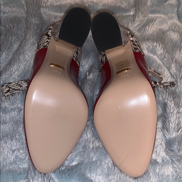 Gucci Patent Snakeskin Bow Leather Mary Jane Pumps - Picture 4 of 5